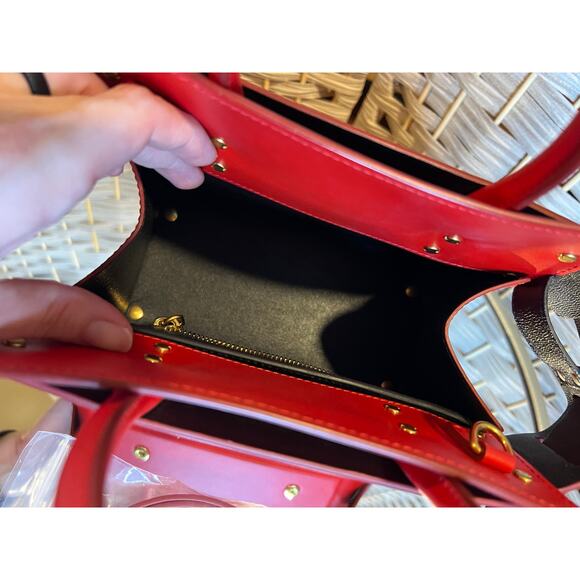 Givenchy Horizon Tote - Picture 11 of 14